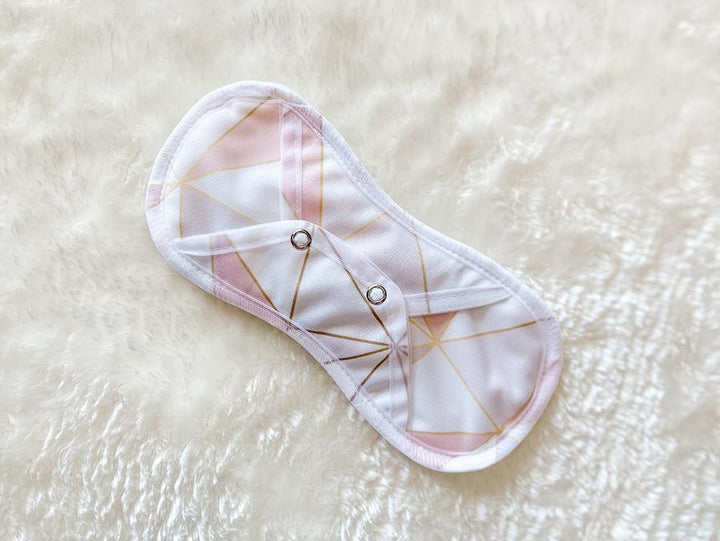 Motherease Mesara Reusable Cloth Sanitary Pad - Complete/Day (Multiple Patterns)