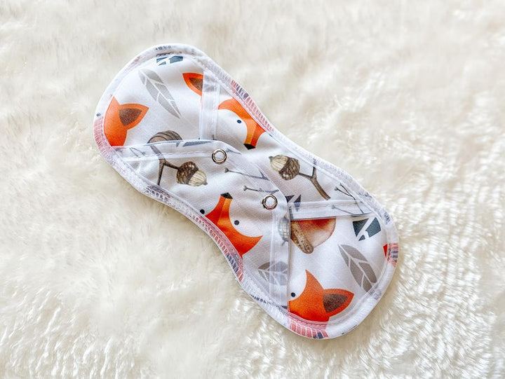Motherease Mesara Reusable Cloth Sanitary Pad - Complete/Day (Multiple Patterns)