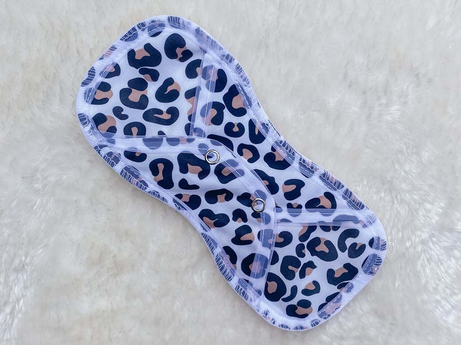 Motherease Mesara Reusable Cloth Sanitary Pad - Complete/Day (Multiple Patterns)